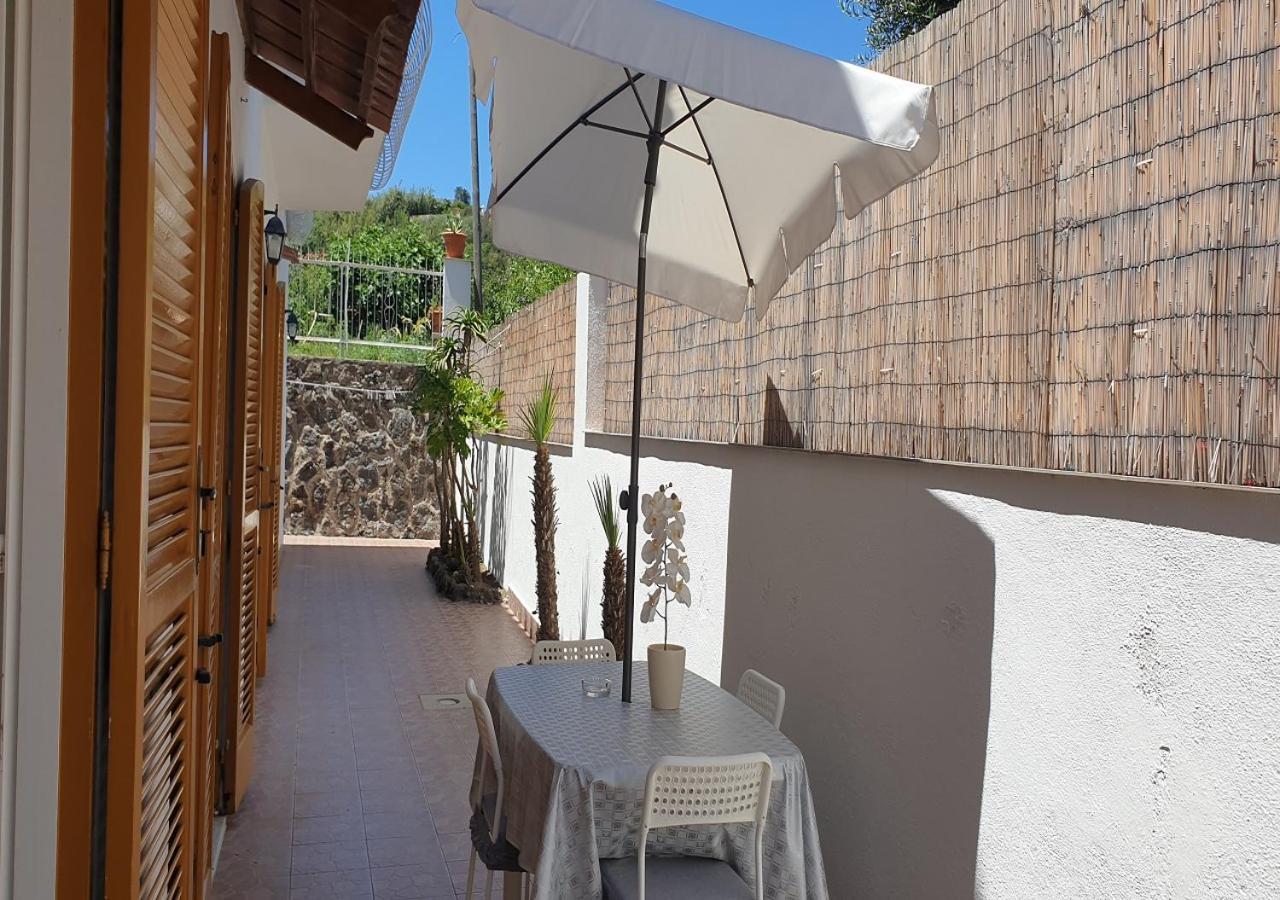 Holiday Apartments Lacco Ameno  Exterior foto