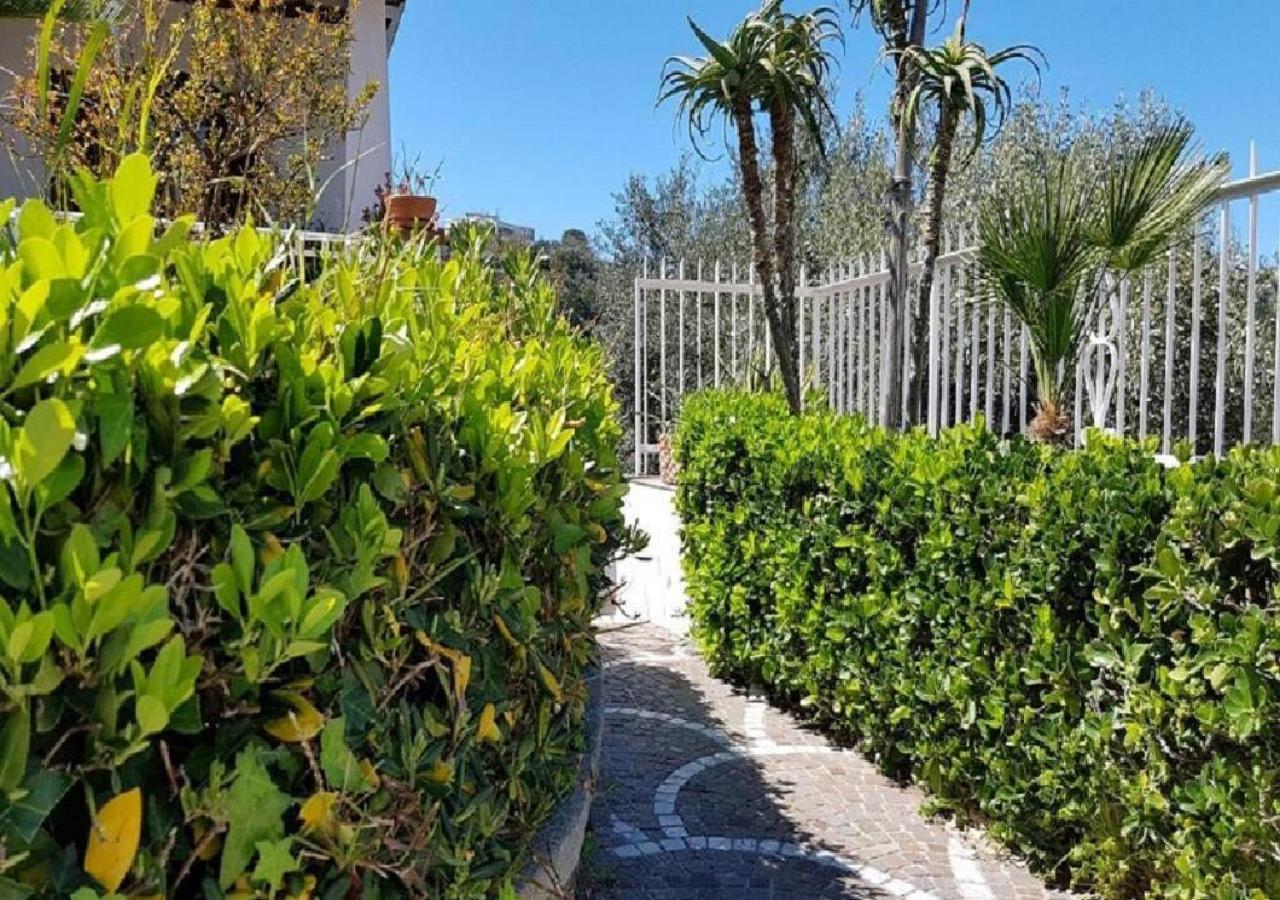 Holiday Apartments Lacco Ameno  Exterior foto